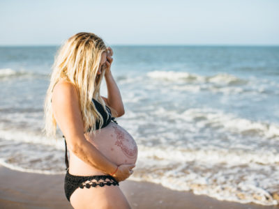 cairns maternity photographer