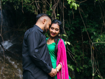 Bev & Vic {Cairns Engagement Session}